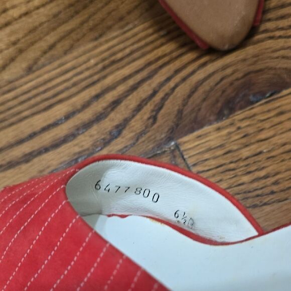 Dior Red Vintage-Style Heels - Picture 7 of 10